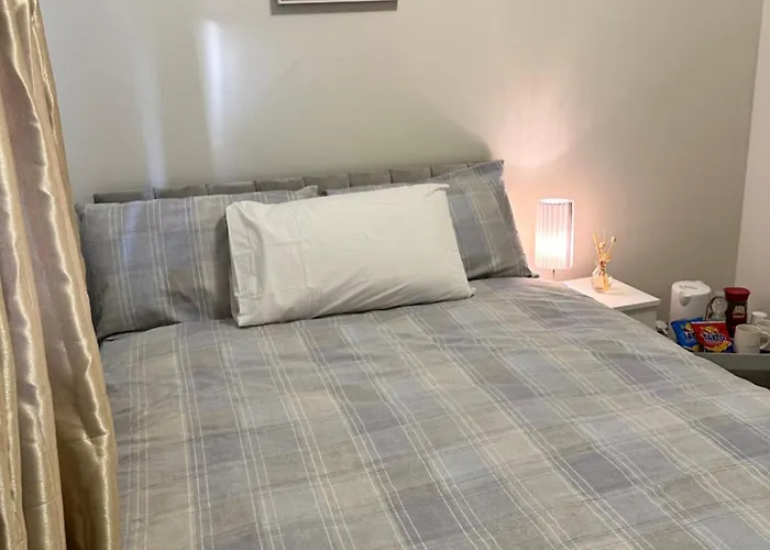 Amazing Bedroom In Dublin